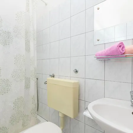 Apartament Lele *