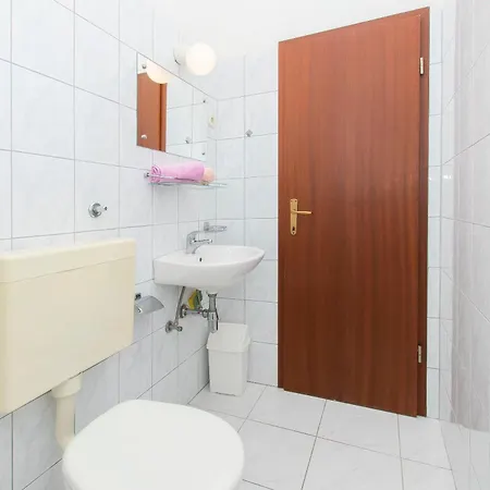 Διαμέρισμα Lele *